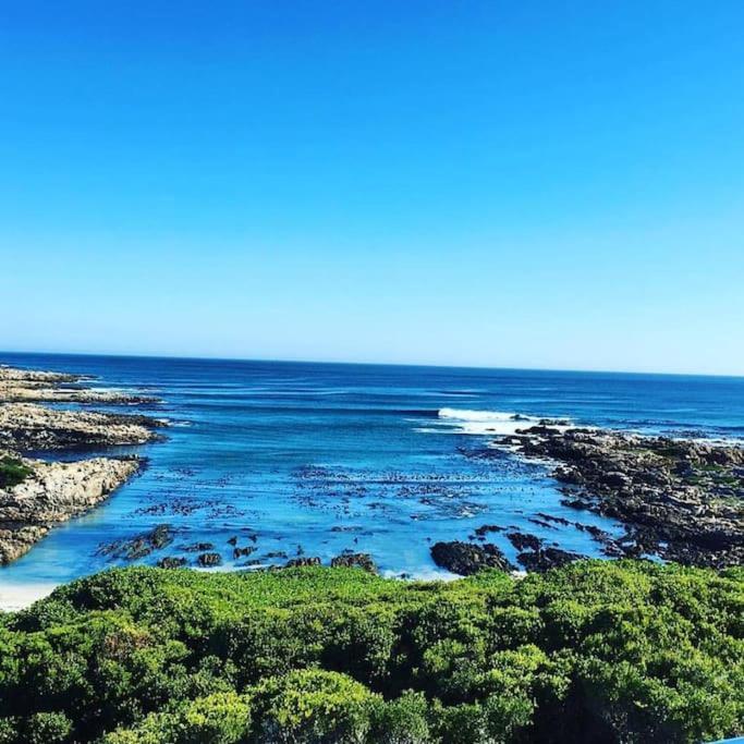 Ons C-Huis - Gansbaai Seafront Accommodation, Back-Up Power Dış mekan fotoğraf