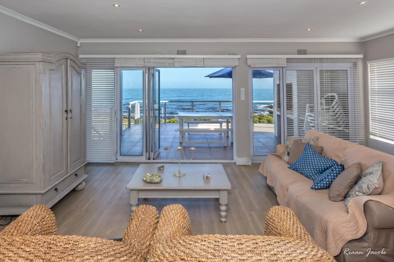 Ons C-Huis - Gansbaai Seafront Accommodation, Back-Up Power Dış mekan fotoğraf